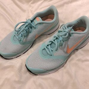 Nike baby blue polka dots and sorbet orange detail